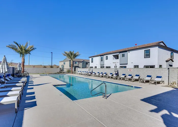 Community Pool & Hiking Trails: Red Fox Retreat 1 *