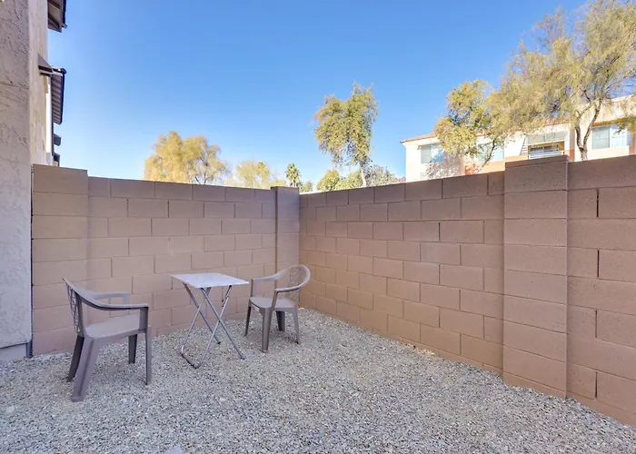 Community Pool & Hiking Trails: Red Fox Retreat 1